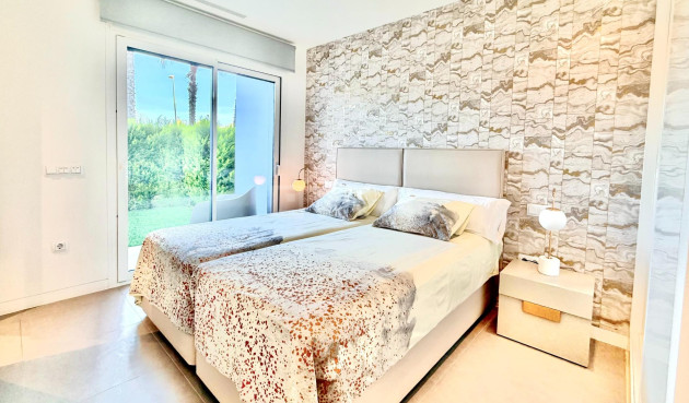 Odsprzedaż - Mieszkanie w bloku - Orihuela - Las Colinas Golf