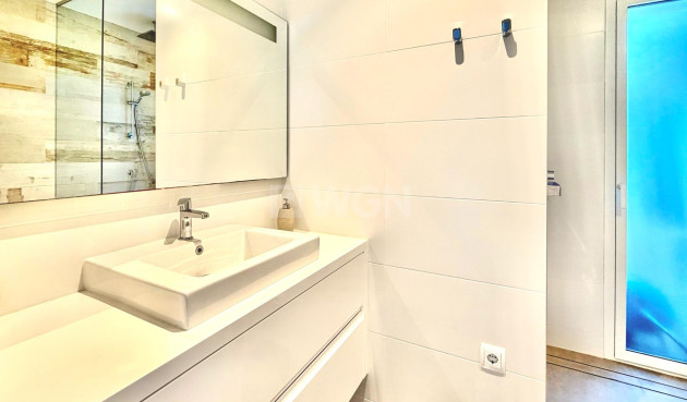 Odsprzedaż - Mieszkanie w bloku - Orihuela - Las Colinas Golf