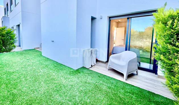 Odsprzedaż - Mieszkanie w bloku - Orihuela - Las Colinas Golf