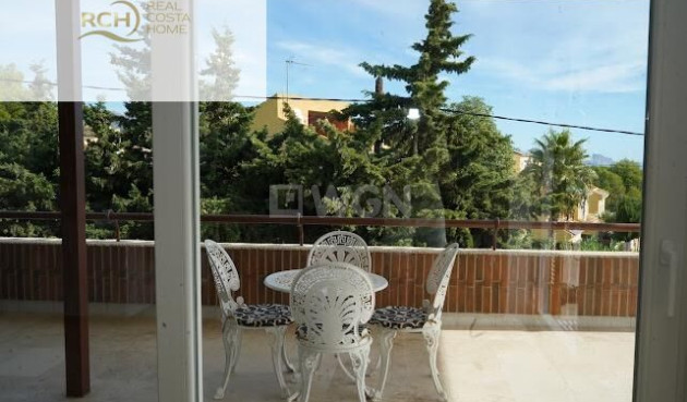 Odsprzedaż - Villa - La Nucía - Montebello - Nou Espai