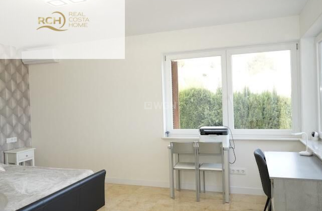 Odsprzedaż - Villa - La Nucía - Montebello - Nou Espai