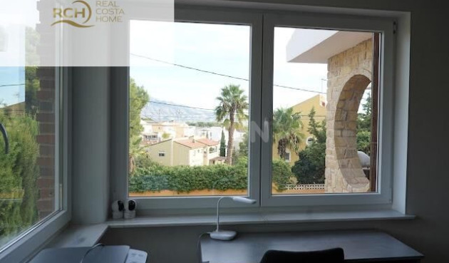 Odsprzedaż - Villa - La Nucía - Montebello - Nou Espai