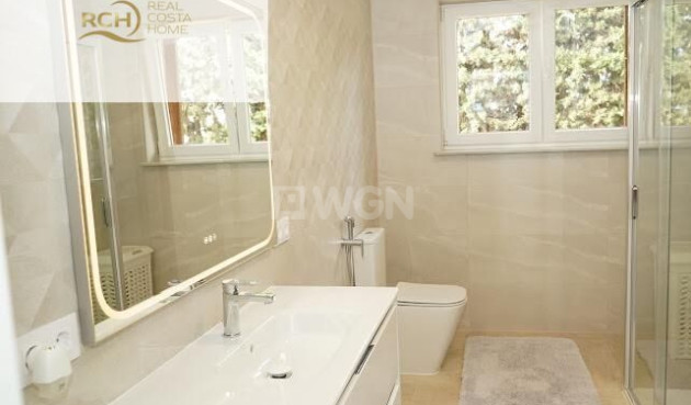 Odsprzedaż - Villa - La Nucía - Montebello - Nou Espai