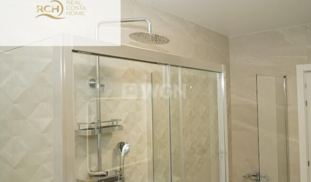 Odsprzedaż - Villa - La Nucía - Montebello - Nou Espai