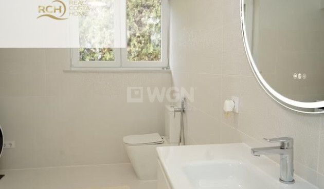 Odsprzedaż - Villa - La Nucía - Montebello - Nou Espai