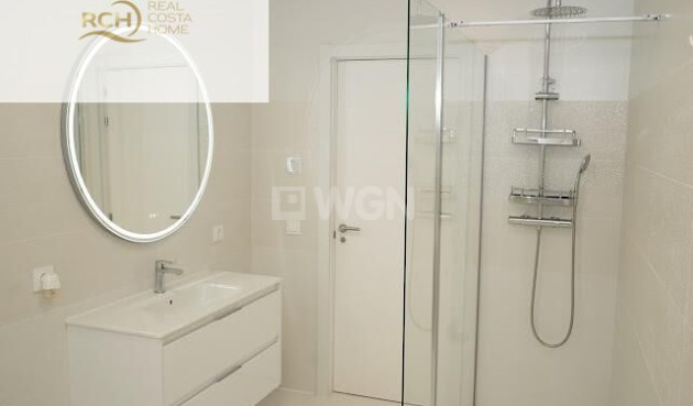 Odsprzedaż - Villa - La Nucía - Montebello - Nou Espai