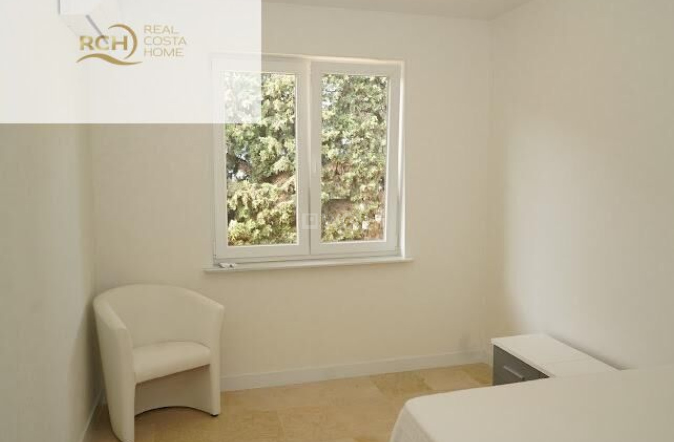 Odsprzedaż - Villa - La Nucía - Montebello - Nou Espai