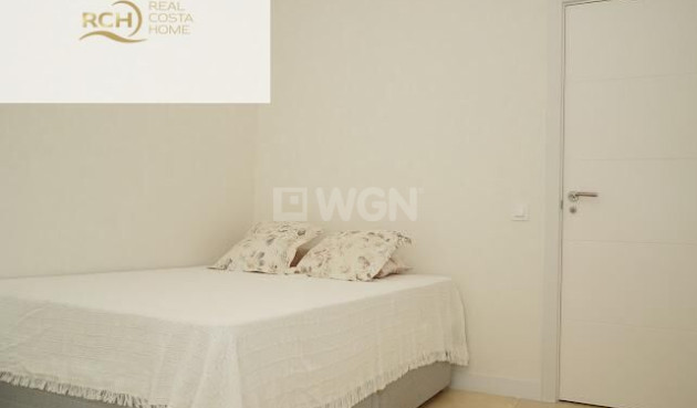 Odsprzedaż - Villa - La Nucía - Montebello - Nou Espai