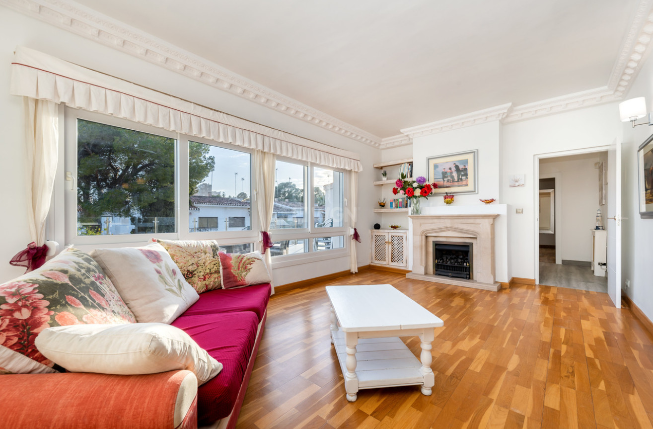 Odsprzedaż - Villa - Dehesa de Campoamor - Costa Blanca