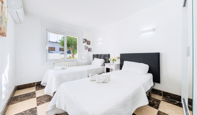 Odsprzedaż - Villa - Dehesa de Campoamor - Costa Blanca