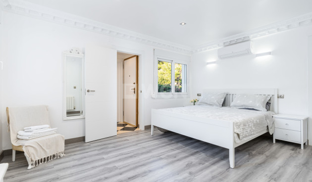 Odsprzedaż - Villa - Dehesa de Campoamor - Costa Blanca