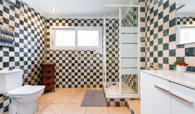 Odsprzedaż - Villa - Dehesa de Campoamor - Costa Blanca