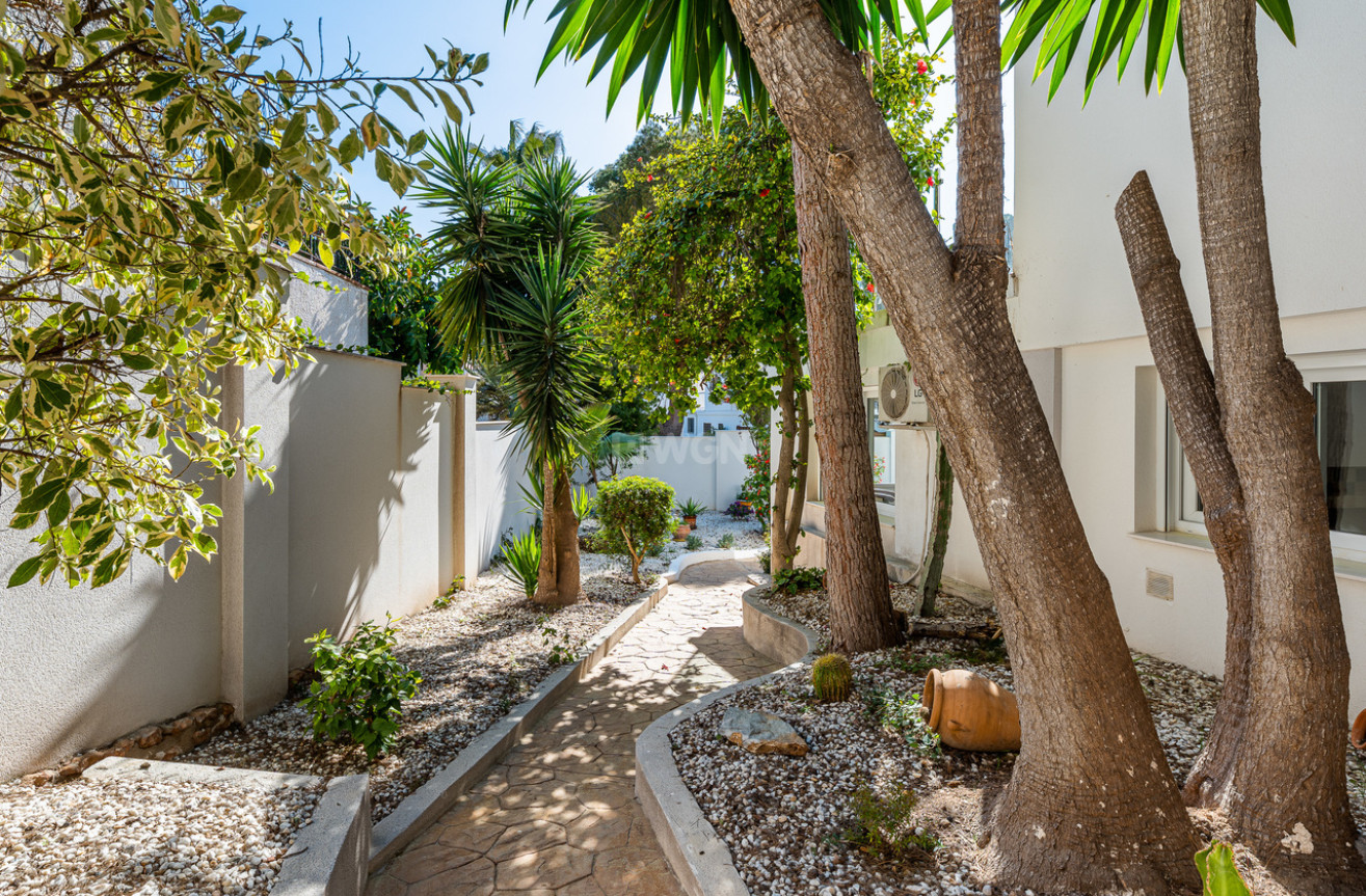 Odsprzedaż - Villa - Dehesa de Campoamor - Costa Blanca