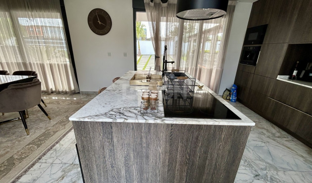 Resale - Villa - Los Balcones - Costa Blanca