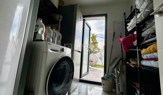 Resale - Villa - Los Balcones - Costa Blanca