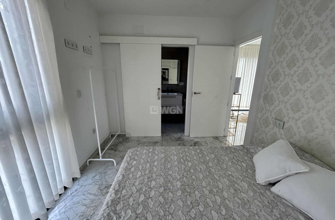 Resale - Villa - Los Balcones - Costa Blanca