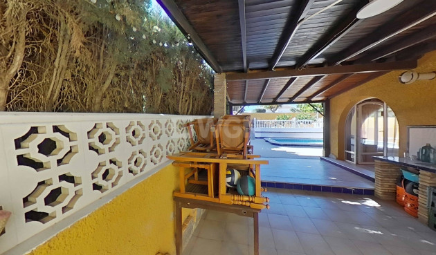 Odsprzedaż - Villa - Torrevieja - Los Balcones