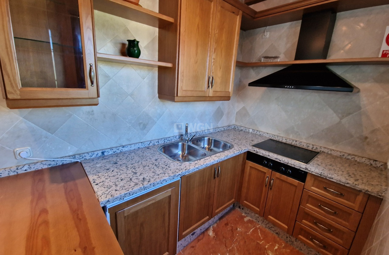 Odsprzedaż - Villa - Vinuela - Inland