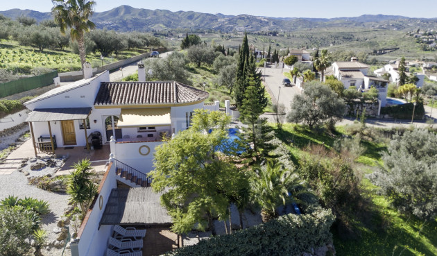 Odsprzedaż - Villa - Alcaucín - Inland