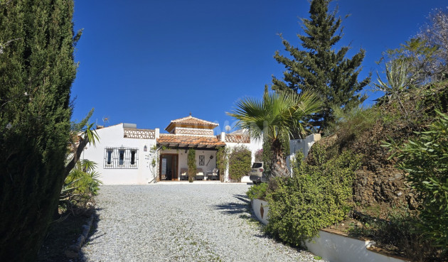 Odsprzedaż - Villa - Vinuela - Inland