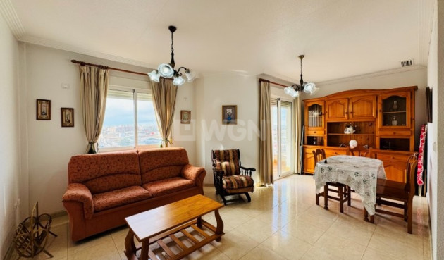 Resale - Apartment / flat - Torrevieja - Costa Blanca