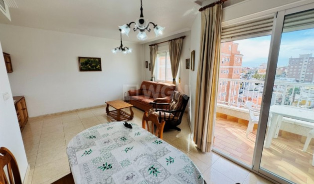 Resale - Apartment / flat - Torrevieja - Costa Blanca