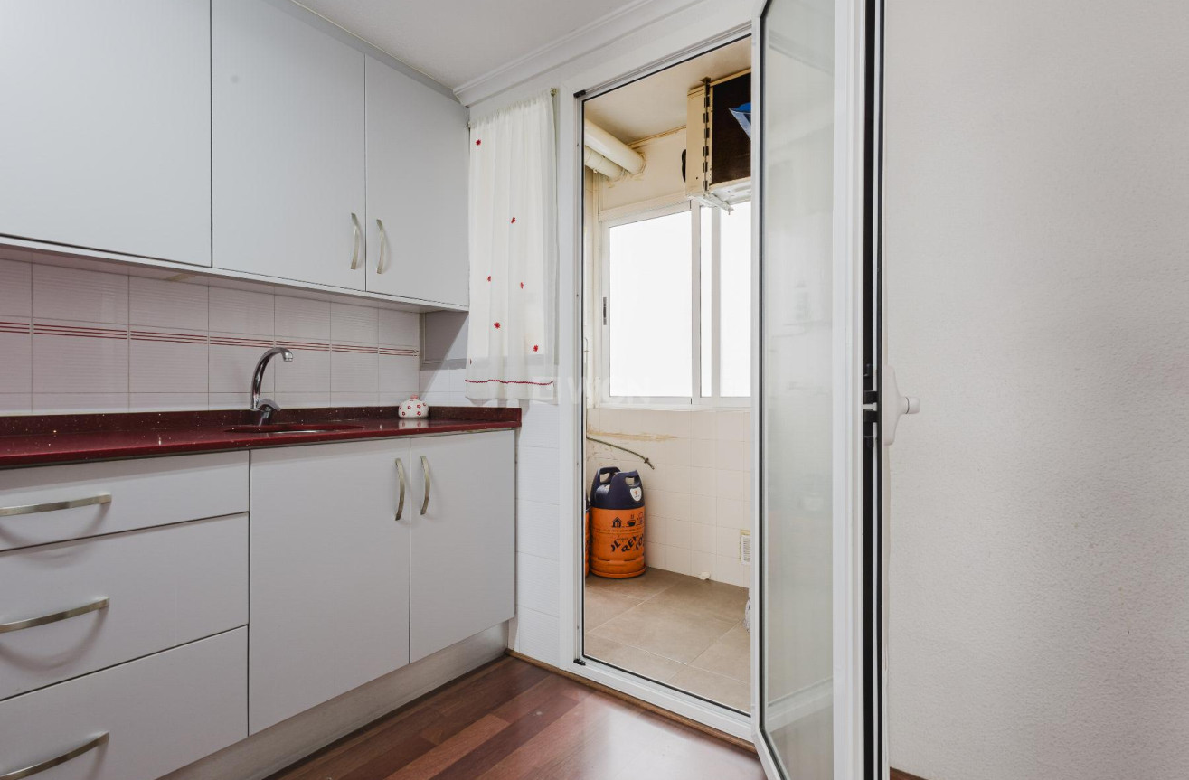 Resale - Apartment / flat - Torrevieja - Costa Blanca