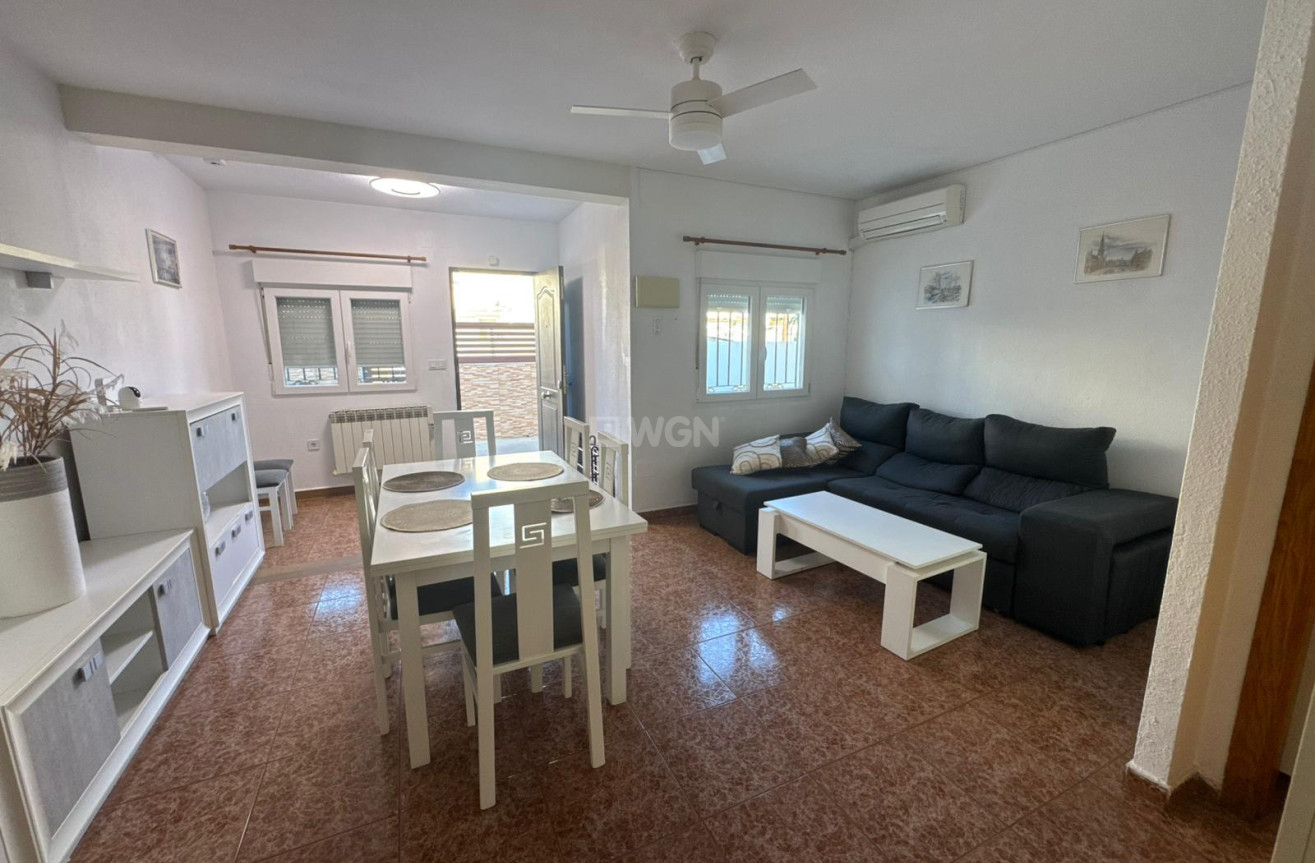 Odsprzedaż - Bungalow - Torrevieja - Costa Blanca