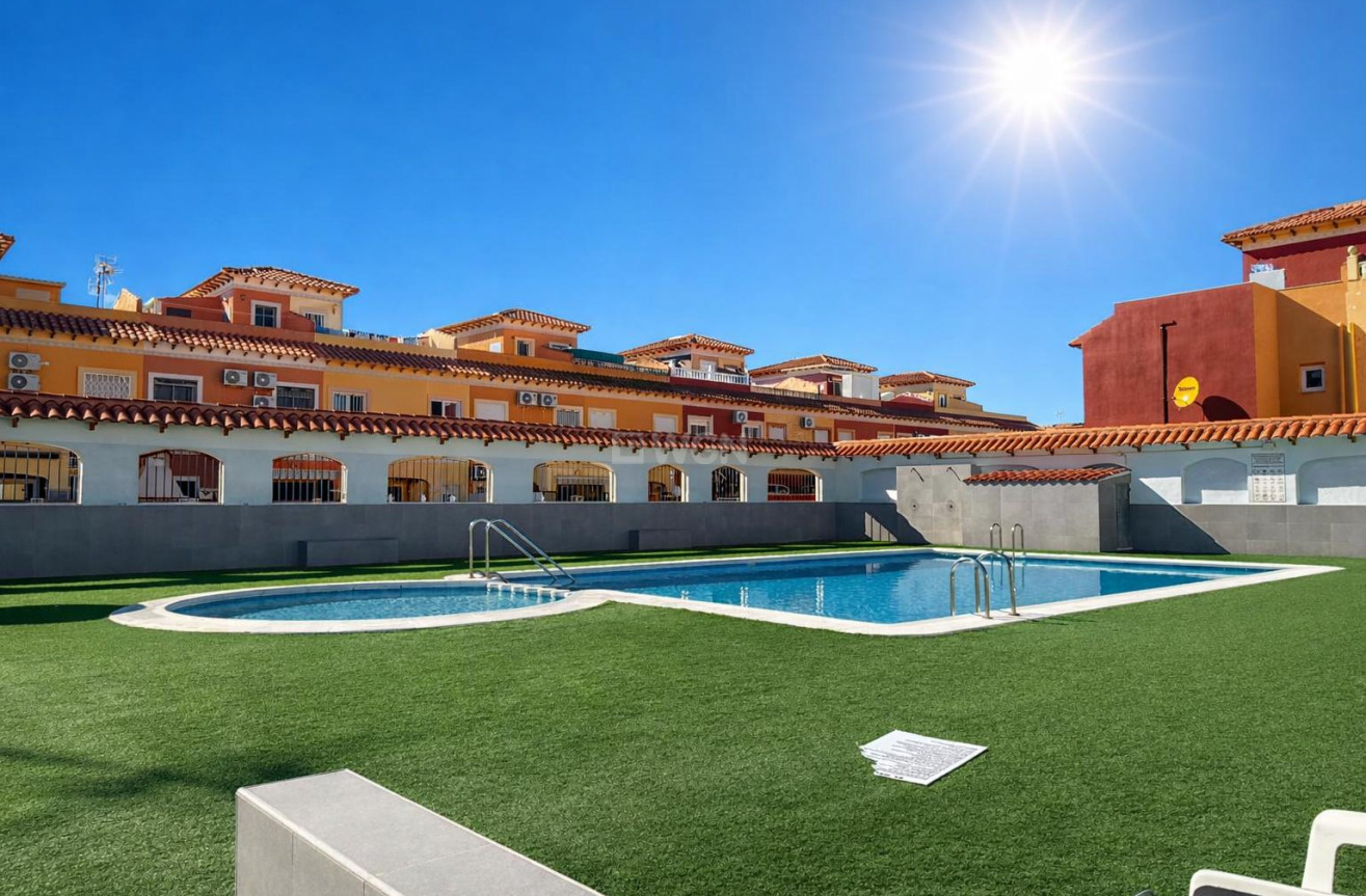 Odsprzedaż - Bungalow - Torrevieja - Costa Blanca