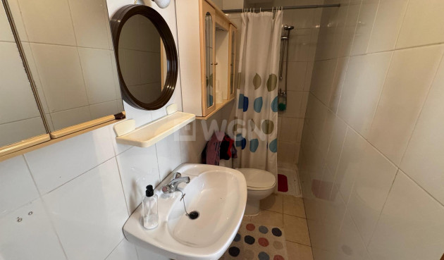 Odsprzedaż - Kamienica - Torrevieja - Costa Blanca