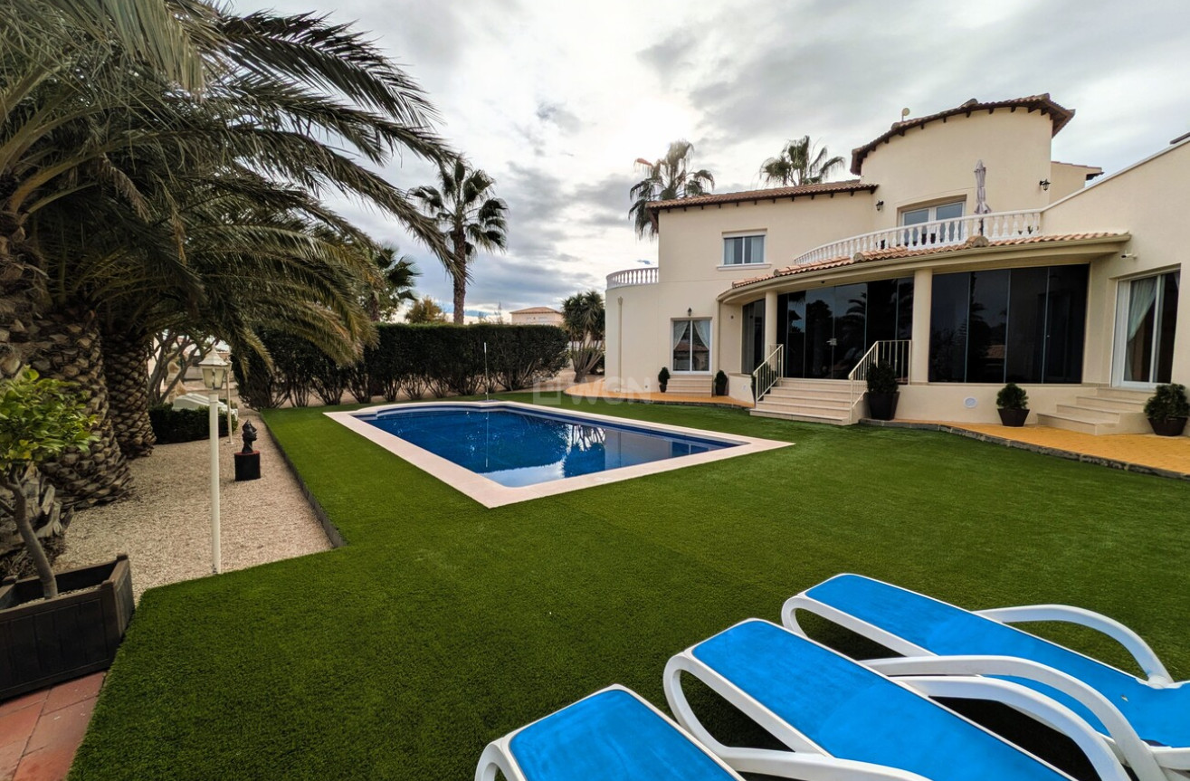 Wiederverkauf - Villa - Campos del Río