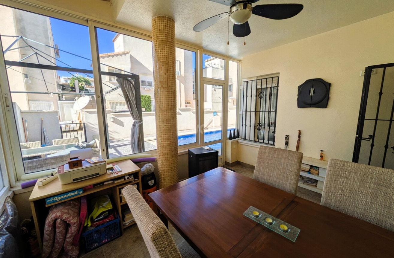 Odsprzedaż - Villa - San Miguel de Salinas