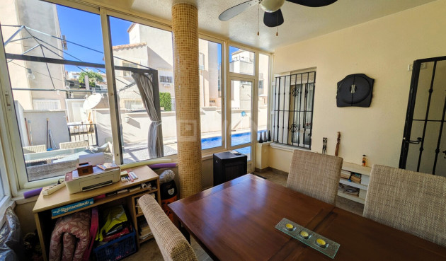 Odsprzedaż - Villa - San Miguel de Salinas