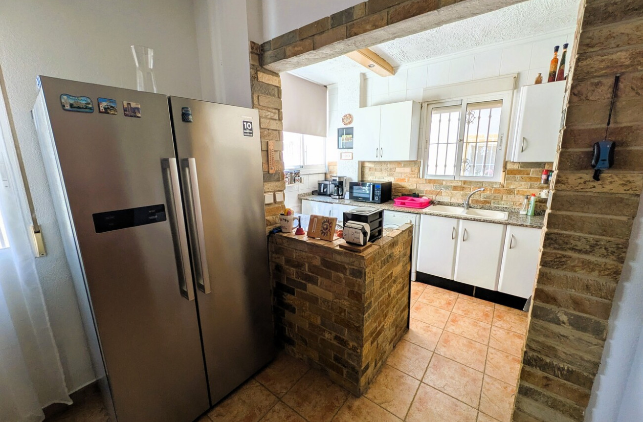 Odsprzedaż - Villa - San Miguel de Salinas