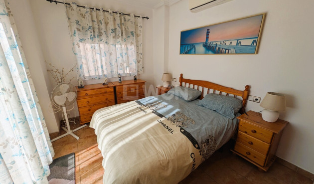 Odsprzedaż - Villa - San Miguel de Salinas