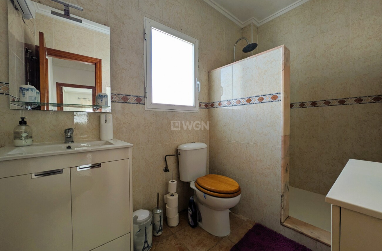 Odsprzedaż - Villa - San Miguel de Salinas