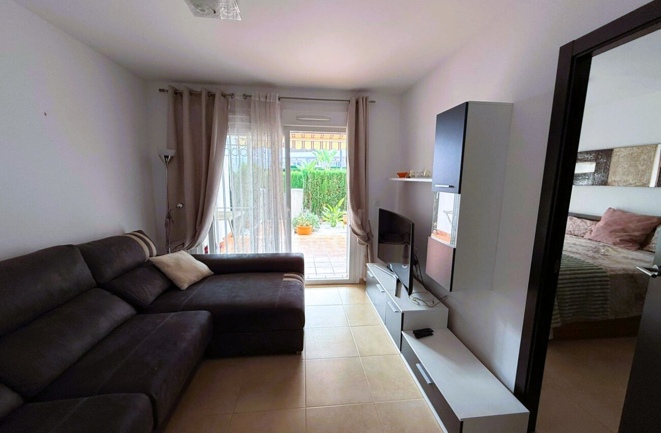 Odsprzedaż - Mieszkanie w bloku - Orihuela Costa - Villamartín