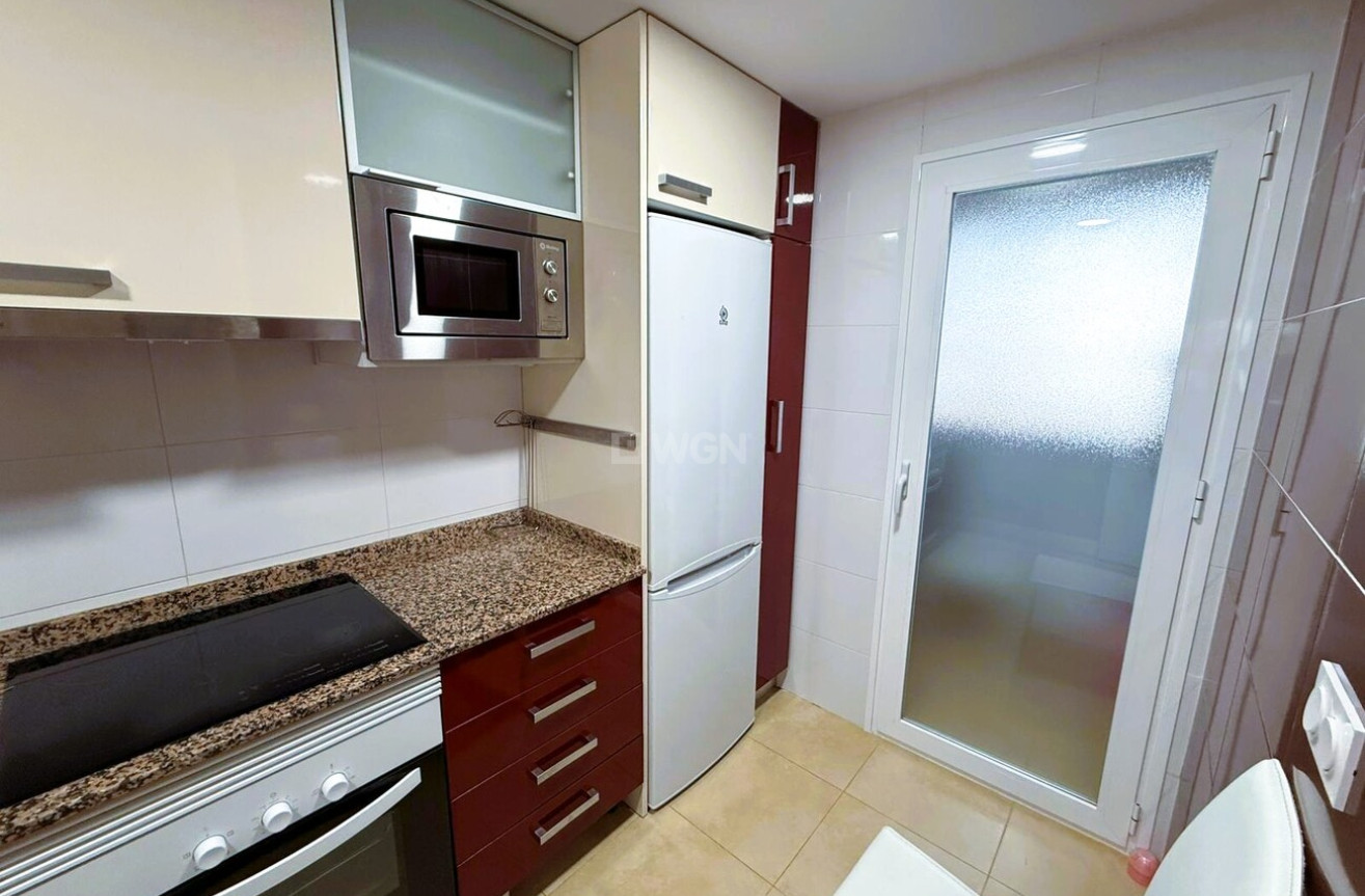 Odsprzedaż - Mieszkanie w bloku - Orihuela Costa - Villamartín