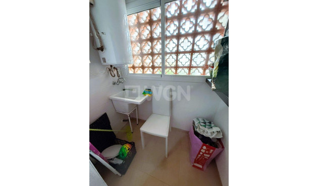 Odsprzedaż - Mieszkanie w bloku - Orihuela Costa - Villamartín