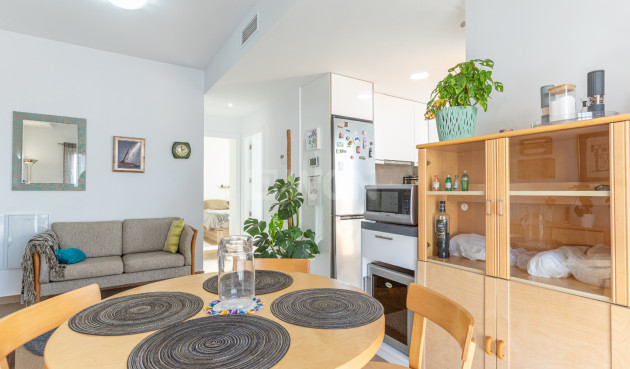 Odsprzedaż - Mieszkanie w bloku - Torrevieja - Costa Blanca