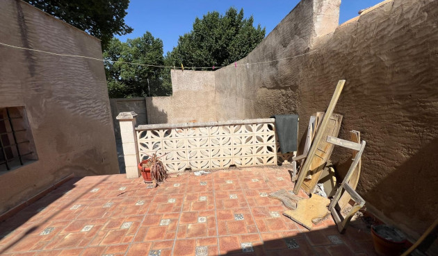 Odsprzedaż - Kamienica - Pinoso - Inland