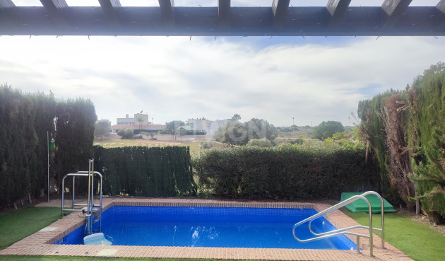 Odsprzedaż - Villa - Peraleja Golf - Inland