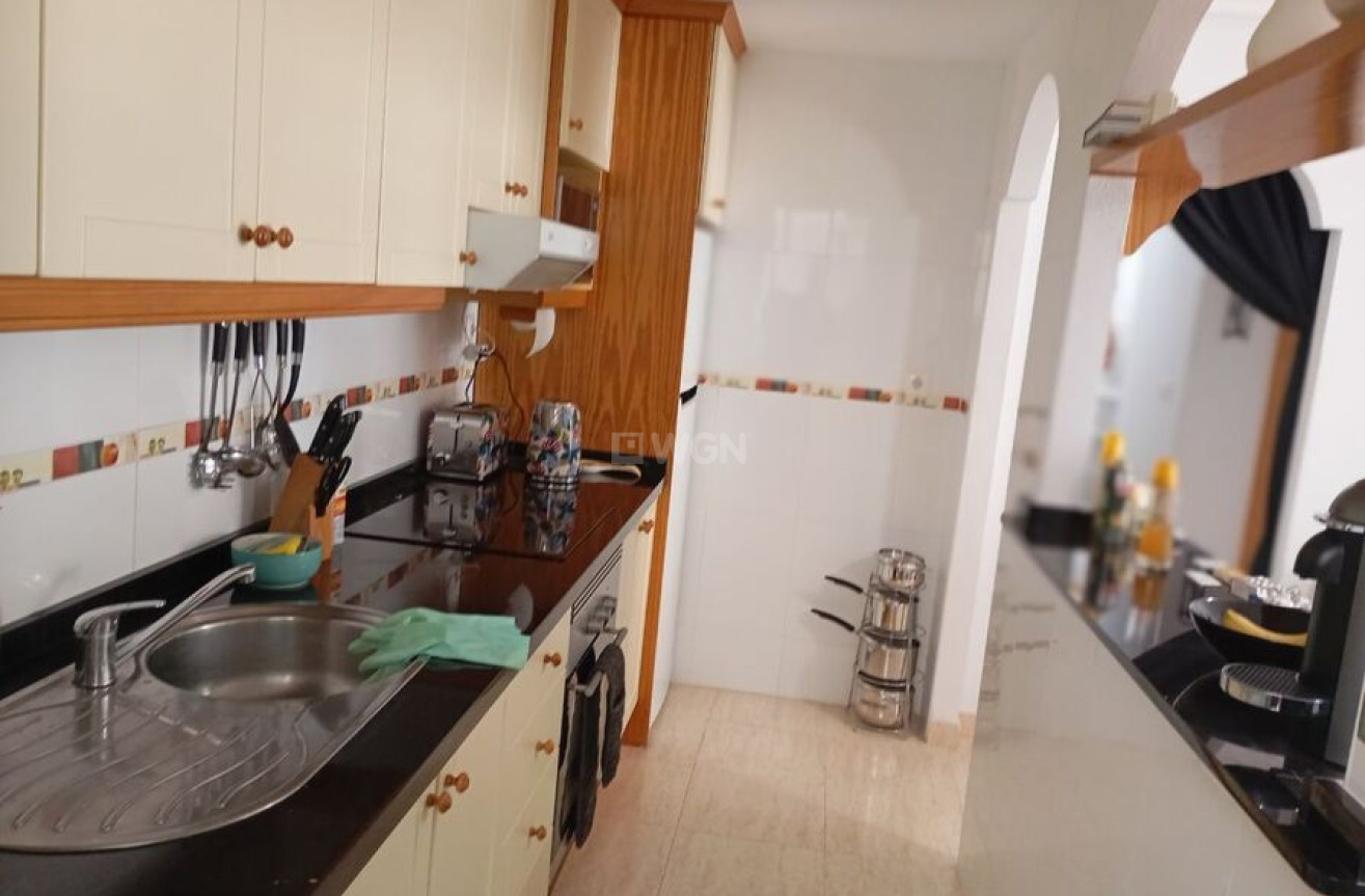 Resale - Apartment / flat - Daya Vieja - Costa Blanca