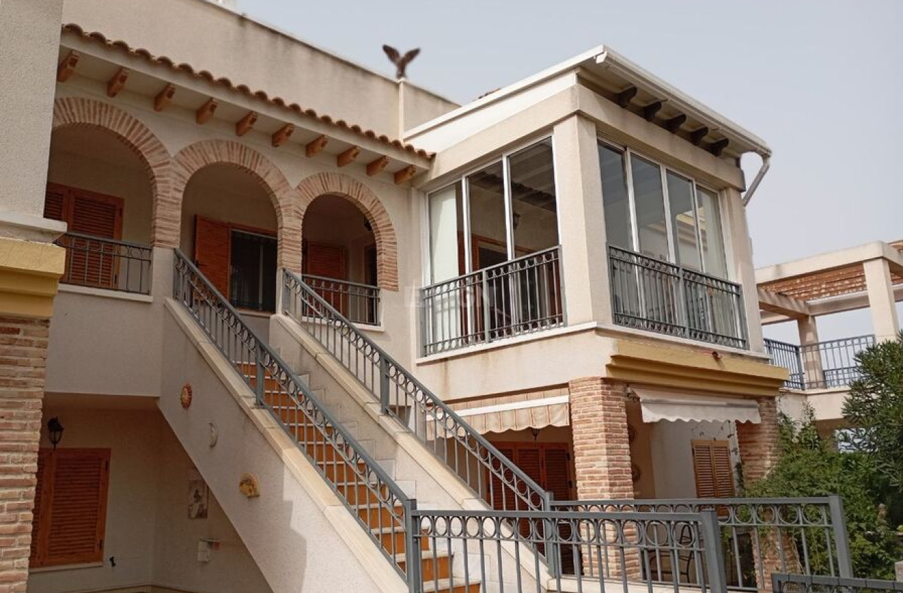 Resale - Apartment / flat - Daya Vieja - Costa Blanca