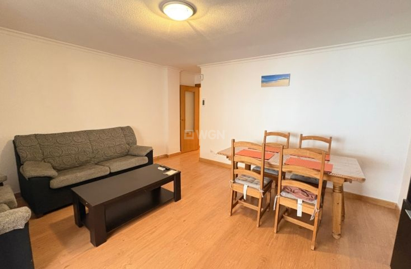 Odsprzedaż - Mieszkanie w bloku - Torrevieja - Costa Blanca