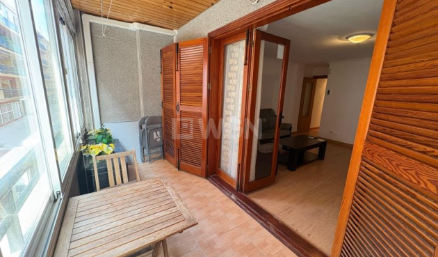 Odsprzedaż - Mieszkanie w bloku - Torrevieja - Costa Blanca