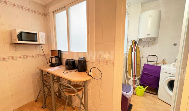 Odsprzedaż - Mieszkanie w bloku - Torrevieja - Costa Blanca