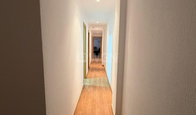 Odsprzedaż - Mieszkanie w bloku - Torrevieja - Costa Blanca