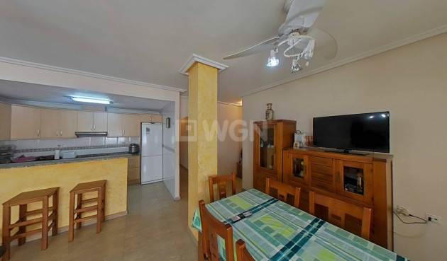 Resale - Apartment / flat - Torrevieja - Estacion De Autobuses