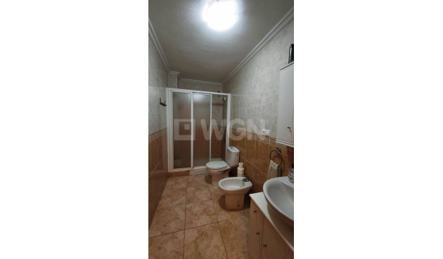 Resale - Apartment / flat - Torrevieja - Estacion De Autobuses